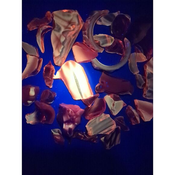 Ruby Amberina Glowing Swirl Slag Uranium Glass Cullet Assortment #4GA10 - Picture 3 of 6